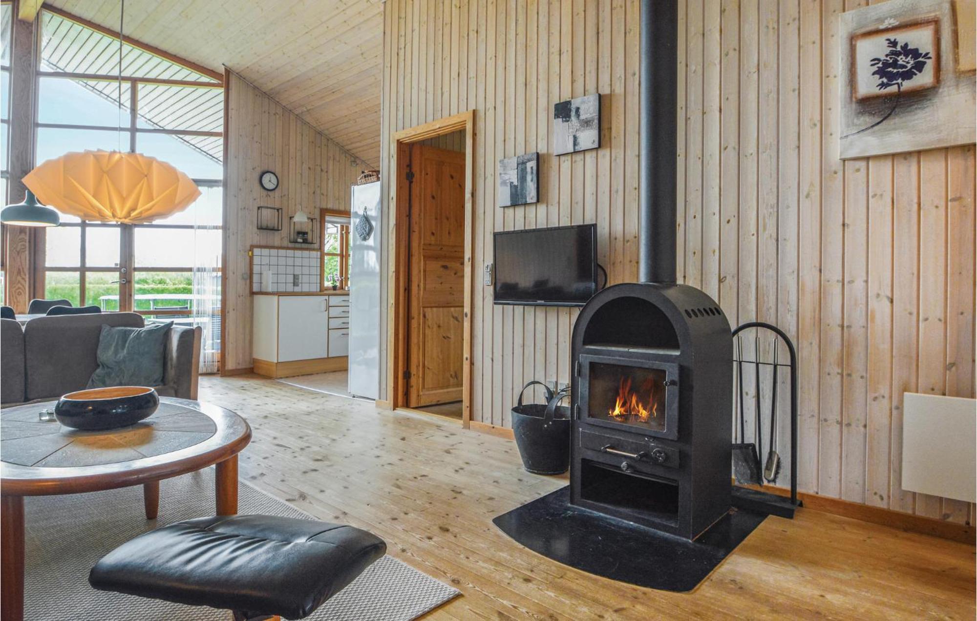 Gorgeous Home In Haderslev With Kitchen Årøsund Exterior foto